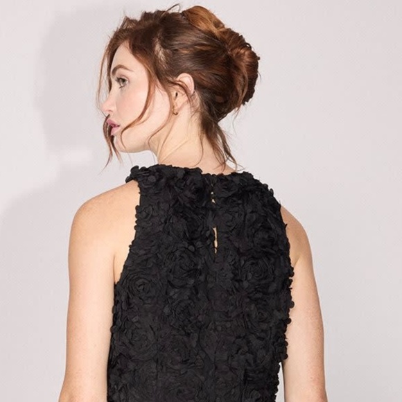 Le Chateau 3D Floral Knit LBD Cocktail Dress - Picture 2 of 8